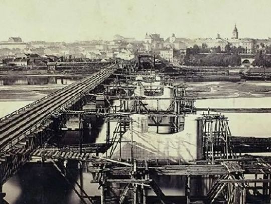 160 lat temu otwarto w Warszawie most Kierbedzia, pierwszą stałą przeprawę przez Wisłę