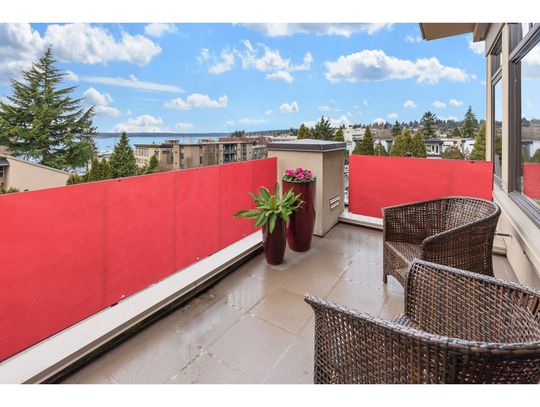 Atrakcyjne cenowo osłony na balkon