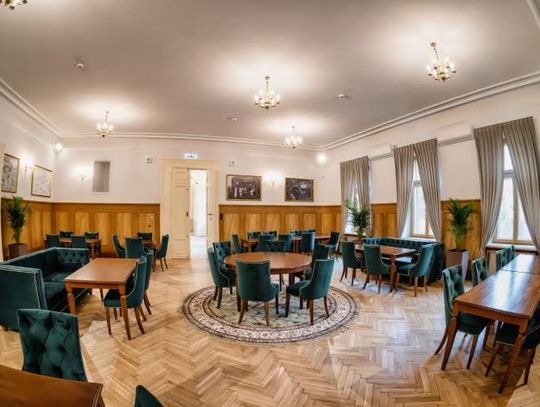 Atrakcyjny lokal do wynajęcia -kawiarnia/restauracja