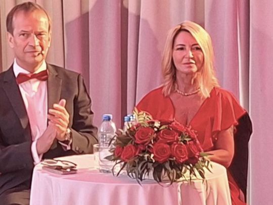 CELEBRUJE OSIĄGNIĘCIE i BĘDZIE TO ROBIŁ DŁUGO