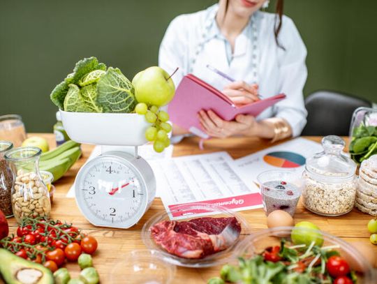 Dieta przy osteoporozie kości - co jeść na osteoporozę