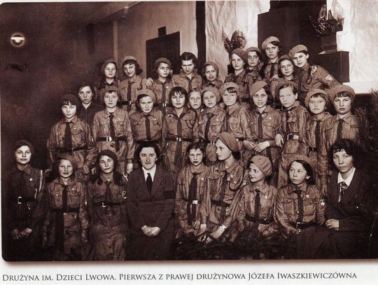 HARCERSTWO LEGIONOWSKIE. Początki tradycji i organizacja roju „TOM”