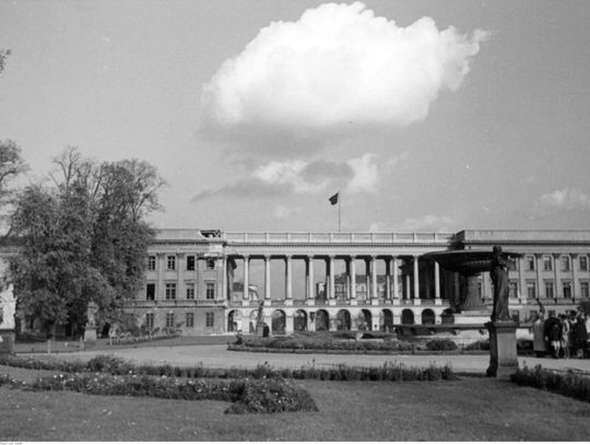 HISTORIA/KULTURA. Odbudowa Pałacu Saskiego w Warszawie: dla archeologów najciekawsze są studnie i latryny
