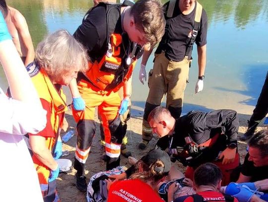 JABŁONNA. 13-latek topił się w Trzcianach. Zmarł w szpitalu