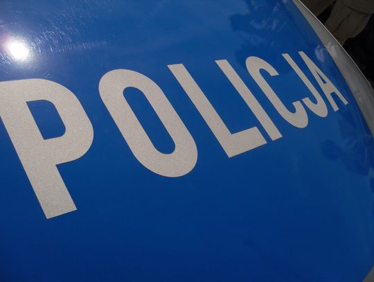 JABŁONNA. Bus wjechał w osobówkę. Jedna osoba trafiła do szpitala