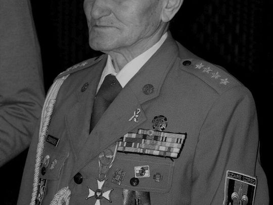 JABŁONNA/ CHOTOMÓW. Zmarł kpt. Józef Lemański