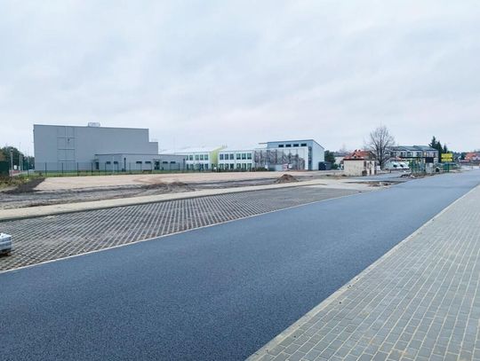 JABŁONNA. Czy CEKS otoczą zielenią?