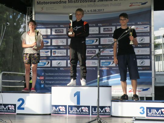 JABŁONNA. Jakub Rochnowski – Mistrz Polski wyścigów motorowodnych