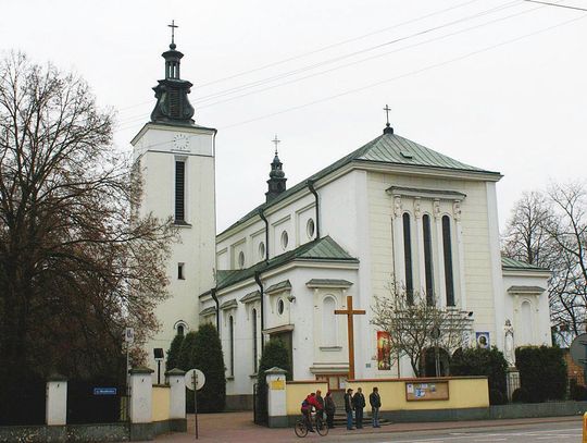 JABŁONNA. Konsekracja ołtarza w Jabłonnie
