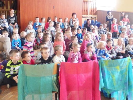 JABŁONNA. Międzynarodowy dzień postaci z bajek