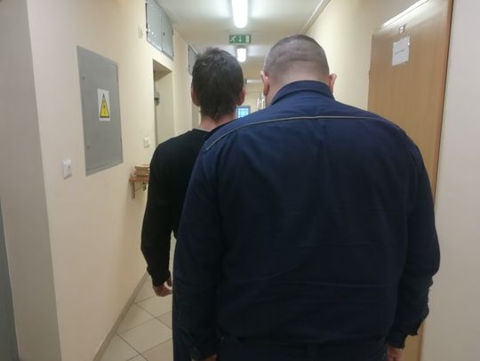 JABŁONNA. Okradli garaż, grozi im 10 lat więzienia