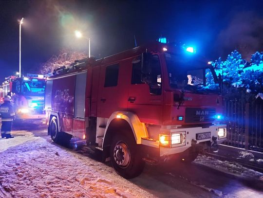 JABŁONNA. Pożar na Wrzosowej, zapalił się garaż