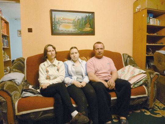 JABŁONNA. Rodzice na bruk, córka do domu dziecka?