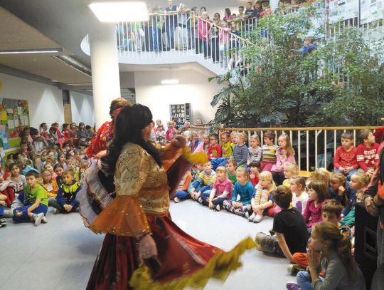 JABŁONNA. Tolerancja w szkole
