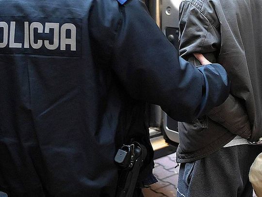 JABŁONNA. Zamordowano 37-letnią kobietę. W mieszkaniu znaleziono miesięczne niemowle