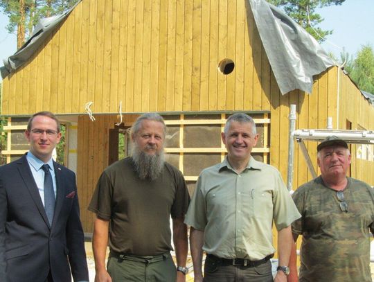 KĄTY WĘGIERSKIE. Nowa kancelaria leśniczego