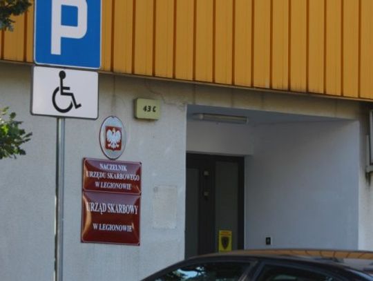 LEGIONOWO. Bomba w Urzędzie Skarbowym, ewakuowano personel
