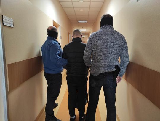 LEGIONOWO. Chciał pomóc poszukiwanemu koledze i sam wpadł