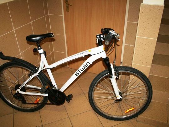 LEGIONOWO. Chciał sprzedać przywłaszczony sobie rower, bo był niezabezpieczony. POLICJA SZUKA WŁAŚCICIELA
