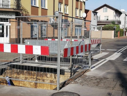 LEGIONOWO. Drogi do remontu i przebudowy