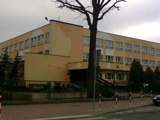 LEGIONOWO. Dwóch uczniów SP 7 z potwierdzonym koronawirusem