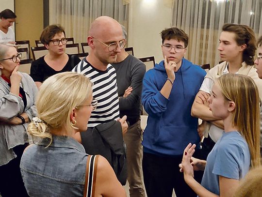 LEGIONOWO. Dyskusja o problemach: Czego potrzebuje legionowska młodzież?
