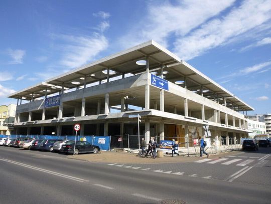 LEGIONOWO. Galeria razy dwa, plus kino?