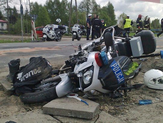 LEGIONOWO. Karambol z udziałem policyjnego motocykla