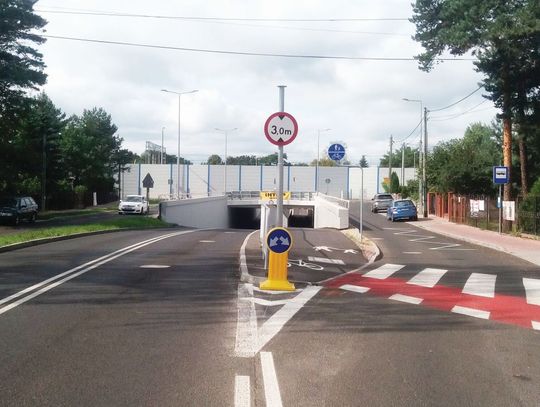 LEGIONOWO. Kiedy pojawią się organiczniki przed wjazdem do tunelu?