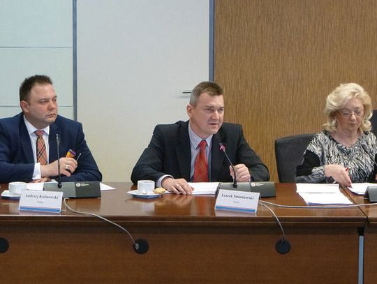LEGIONOWO. Kto jest „Jarząbkiem”, a kto donosicielem?