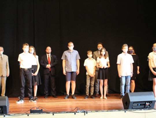 LEGIONOWO. Laureaci Konkursu wiedzy o AK nagrodzeni