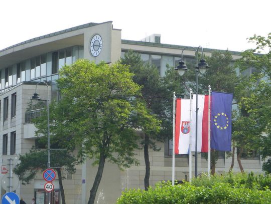 LEGIONOWO. Metropolia – jesteś za czy przeciw?