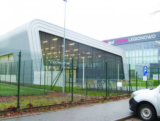 LEGIONOWO. Mieszkańcy chcą otwarcia lodowiska