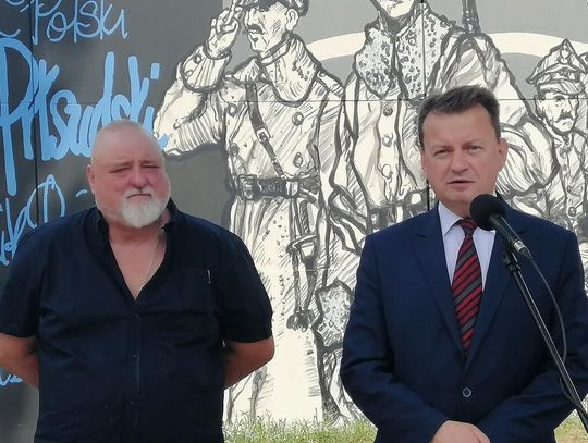LEGIONOWO. Minister na odsłonięciu muralu Bohaterów Bitwy Warszawskiej 1920 r. [GALERIA]