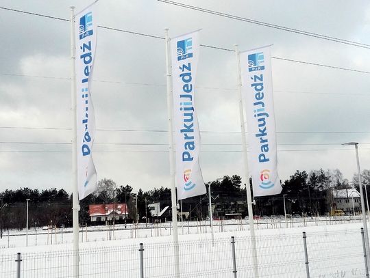 LEGIONOWO. Na Piaskach naładujesz samochód - otwarcie parkingu