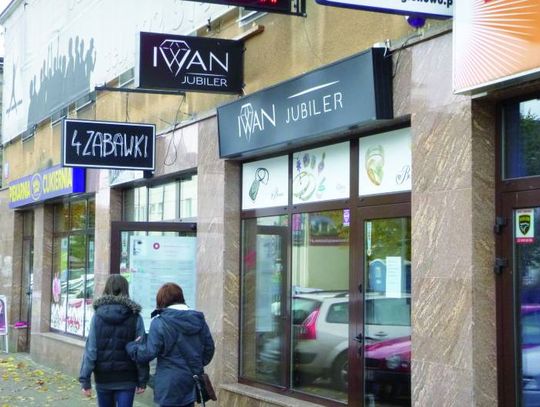 LEGIONOWO. Napadli na sklep jubilerski
