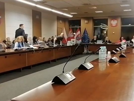 LEGIONOWO. Negatywna opinia ws. referendum o odwołanie Smogorzewskiego
