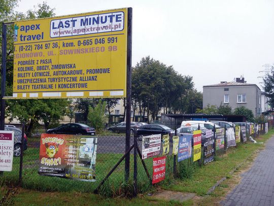 LEGIONOWO. Nielegalne działanie, czy „dzikie” reklamy?