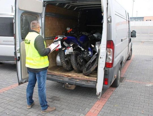 LEGIONOWO. Odzyskali 10 skradzionych motocykli