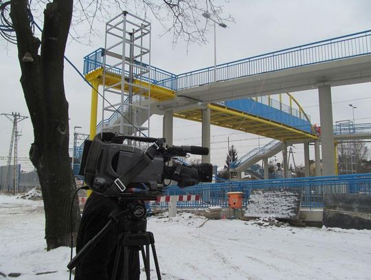 LEGIONOWO. Opóźnienia prac przy instalacji wind na kładce