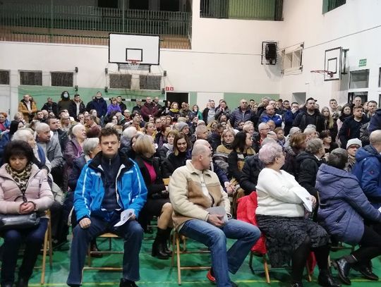 LEGIONOWO. Oszukani i zlekceważeni - Mieszkańcy nie chcą przeładunku ODPADÓW – władze chowają głowę w piasek