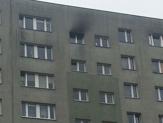 LEGIONOWO. Pożar w wieżowcu na 3-go Maja, policja prowadzi dochodzenie