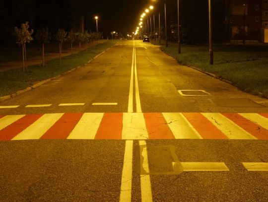 LEGIONOWO. Przejścia - nie konsultowane ze szkołą i rodzicami?