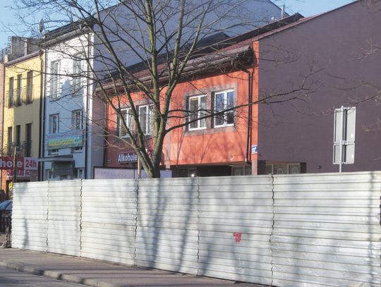 LEGIONOWO. Radny dogęszcza przy 3-ego Maja