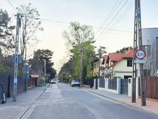 LEGIONOWO. Remont ul. Wrzosowej na odcinku pomiędzy Polną, a Roi.