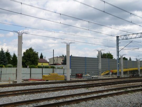 LEGIONOWO. Rośnie kładka