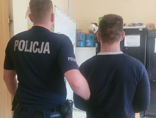 LEGIONOWO. Rzucił się na pracowników ochrony