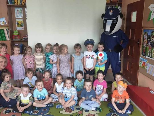 LEGIONOWO. Sierżant Borsuk z wizytą w przedszkolu