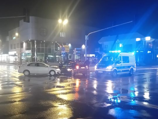 Legionowo. Skrzyżowanie Piłsudskiego i Jagiellońskiej