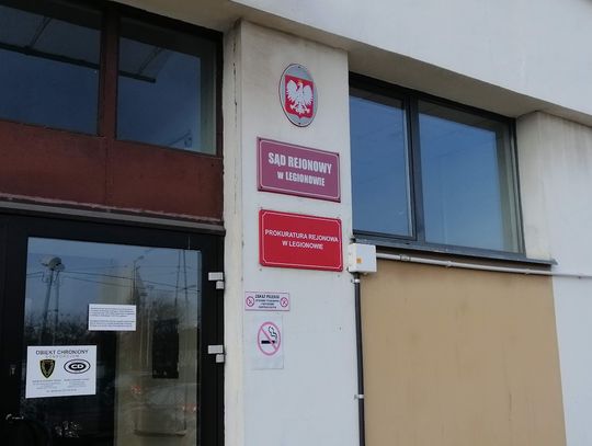 LEGIONOWO. Śmierć w budynku przychodni Zdrowie?